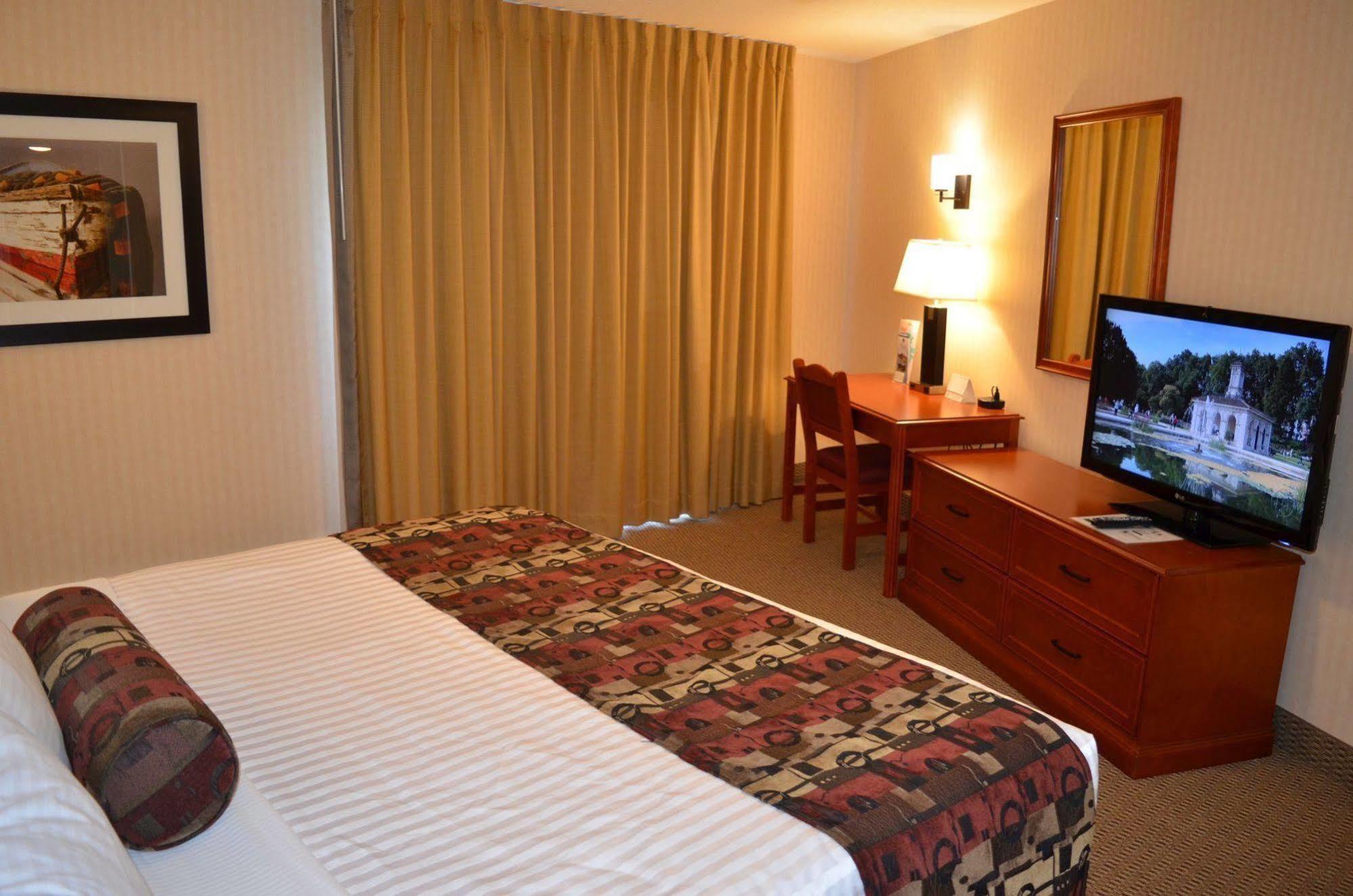 Inn On Long Lake Nanaimo Eksteriør billede
